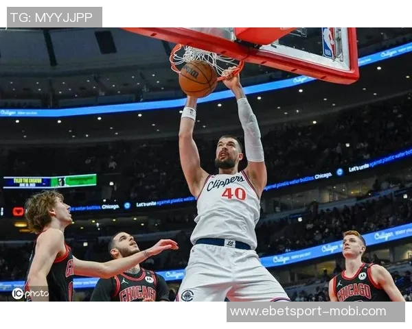 快船赛季常规表现16胜3负却遭遇3胜16负低迷期令人震惊