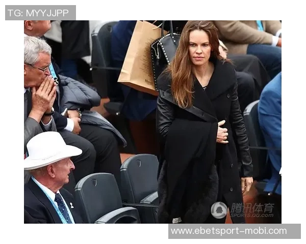 王俊杰现场观战湖勇大战分享精彩瞬间与近期生活动态 王俊杰现场观战湖勇大战分享精彩瞬间与近期生活动态